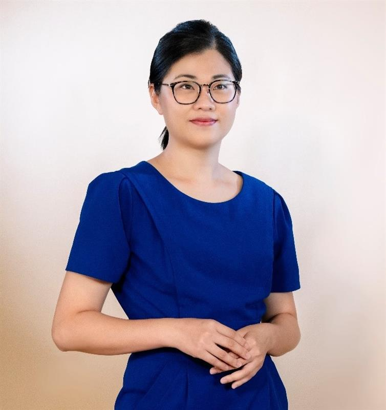 Iris Poon